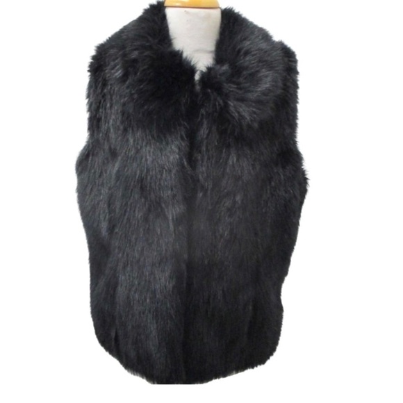 Rachel Zoe faux fur zip up vest… So cool! - Picture 1 of 6